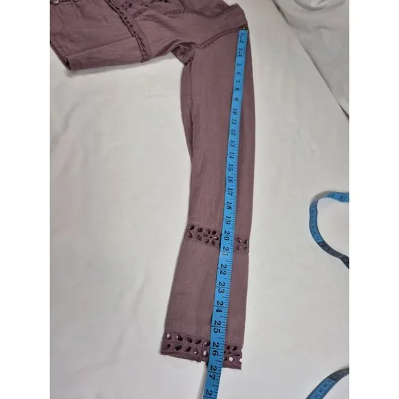 Free People Blouse Size S  Eyelet Lace Crop Top Purple Mauve Roan Rouge (13) - Picture 7 of 13